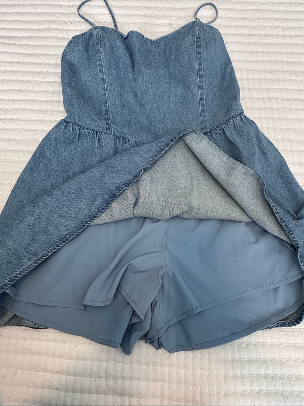 Hollister Light Wash Denim Drop Waist Mini Dress Romper XL Y2K Coquette Babydoll - Picture 5 of 10